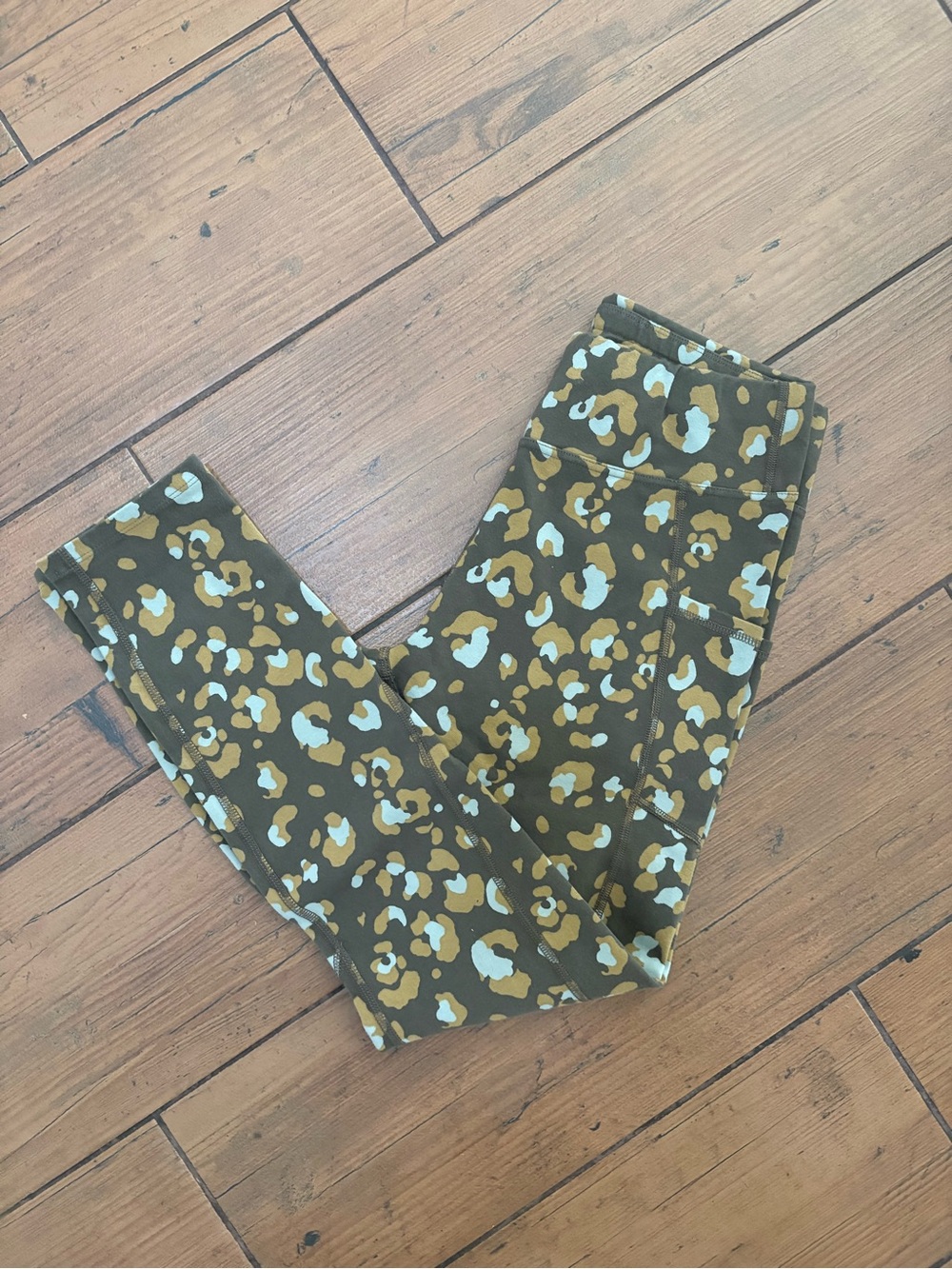 Pact Cropped Athletic Leggings